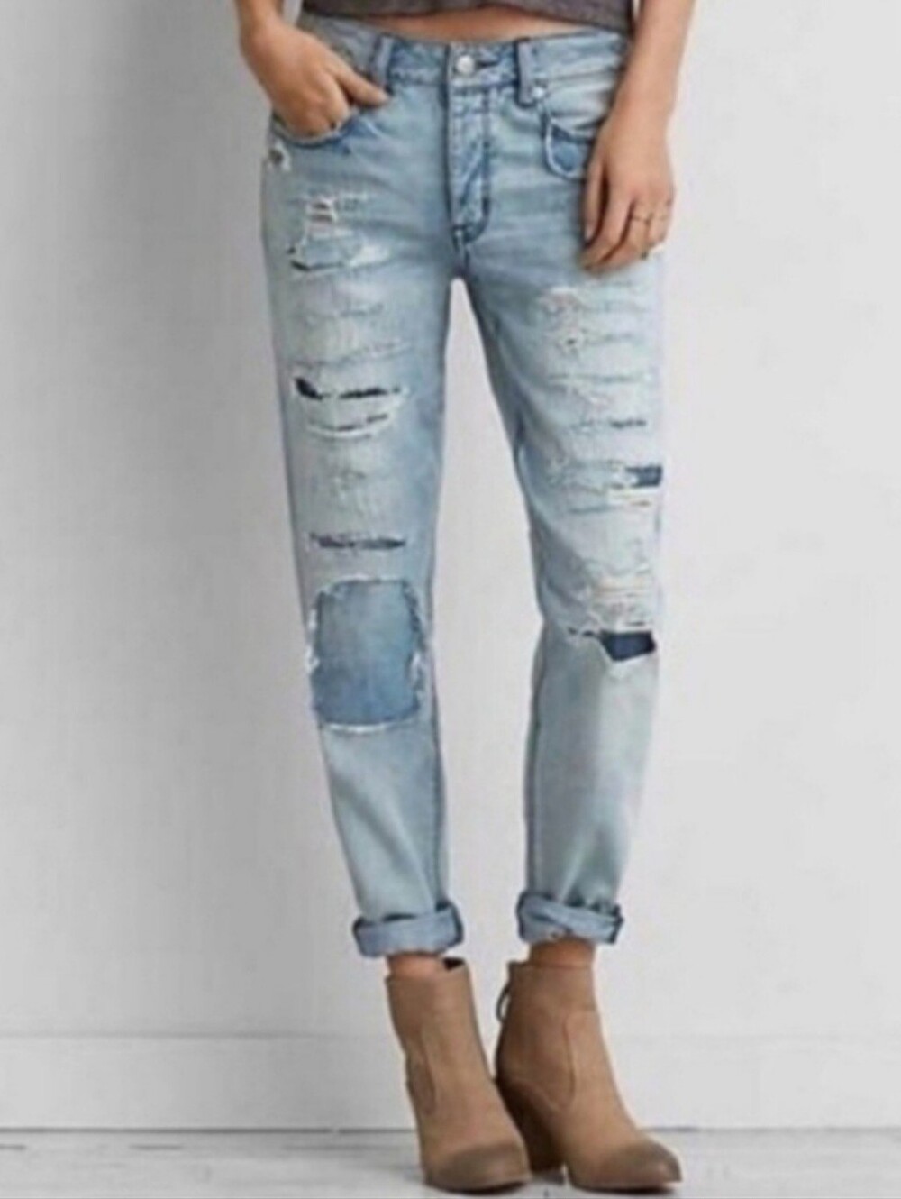 American Eagle Outfitters Light Blue Distressed Patchwork Cropped Tomgirl Jeans